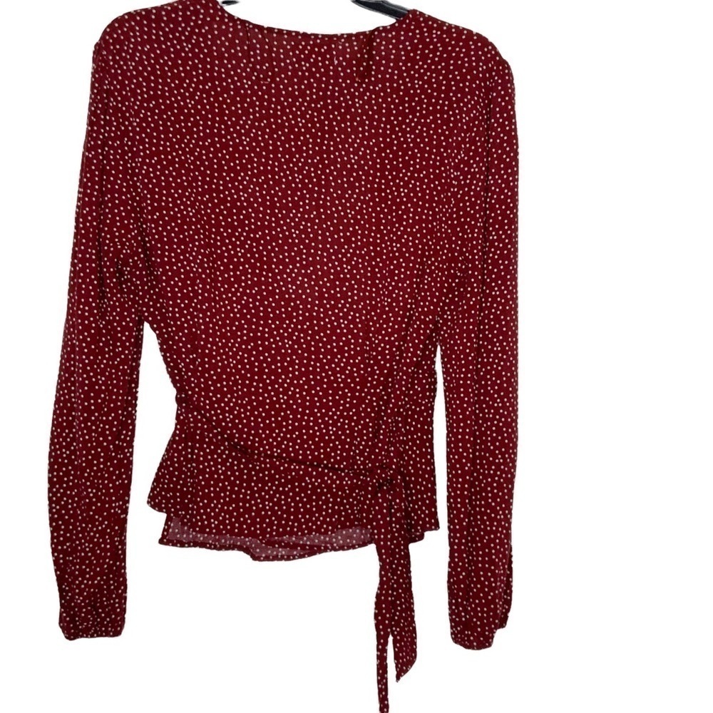 Vixbe polka dot wrapped blouse with deep V neckline. Long sleeves. Size S - Picture 6 of 8